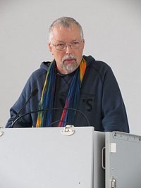 Uwe-Michael Gutzschhahn
